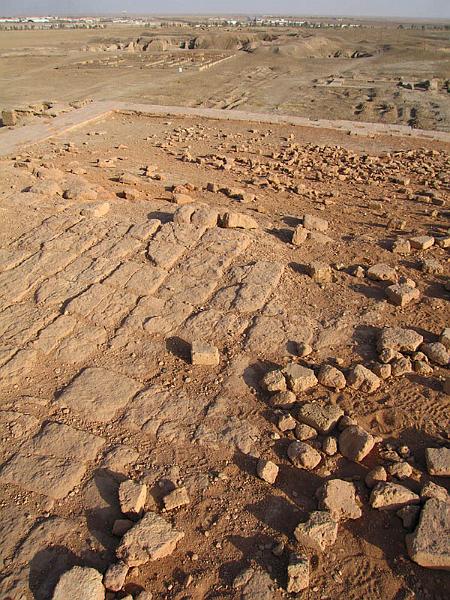 tallil06.jpg