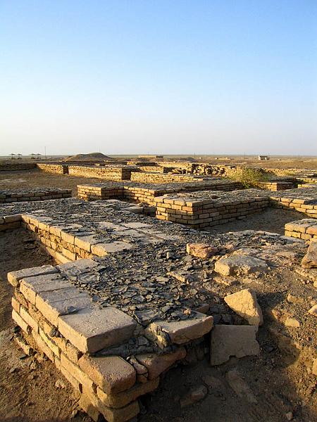 tallil17.jpg
